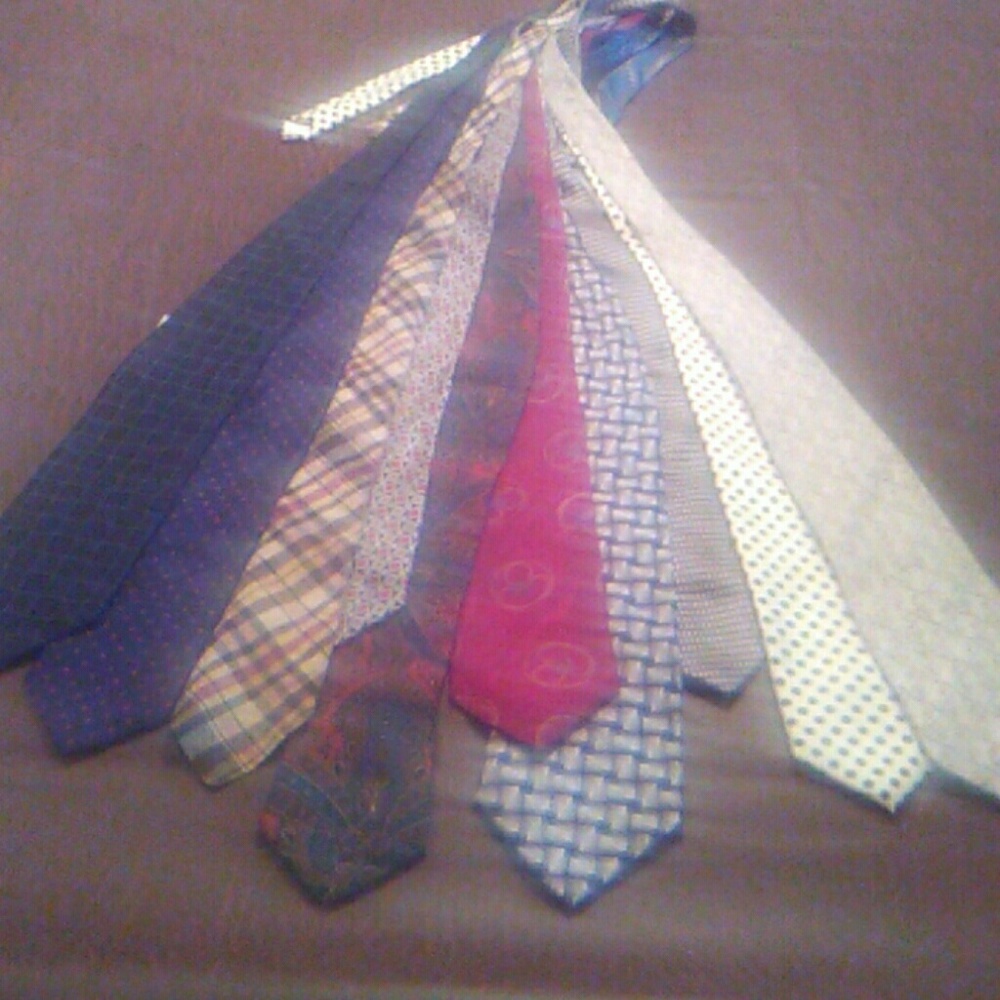 10 like new quality ties Brooks brothers,bergamo b